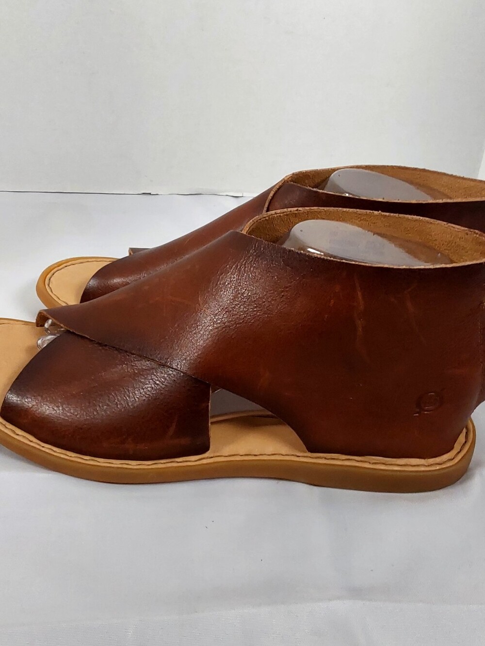 Born  Iwa Comfort Sandals - Picture 4 of 10